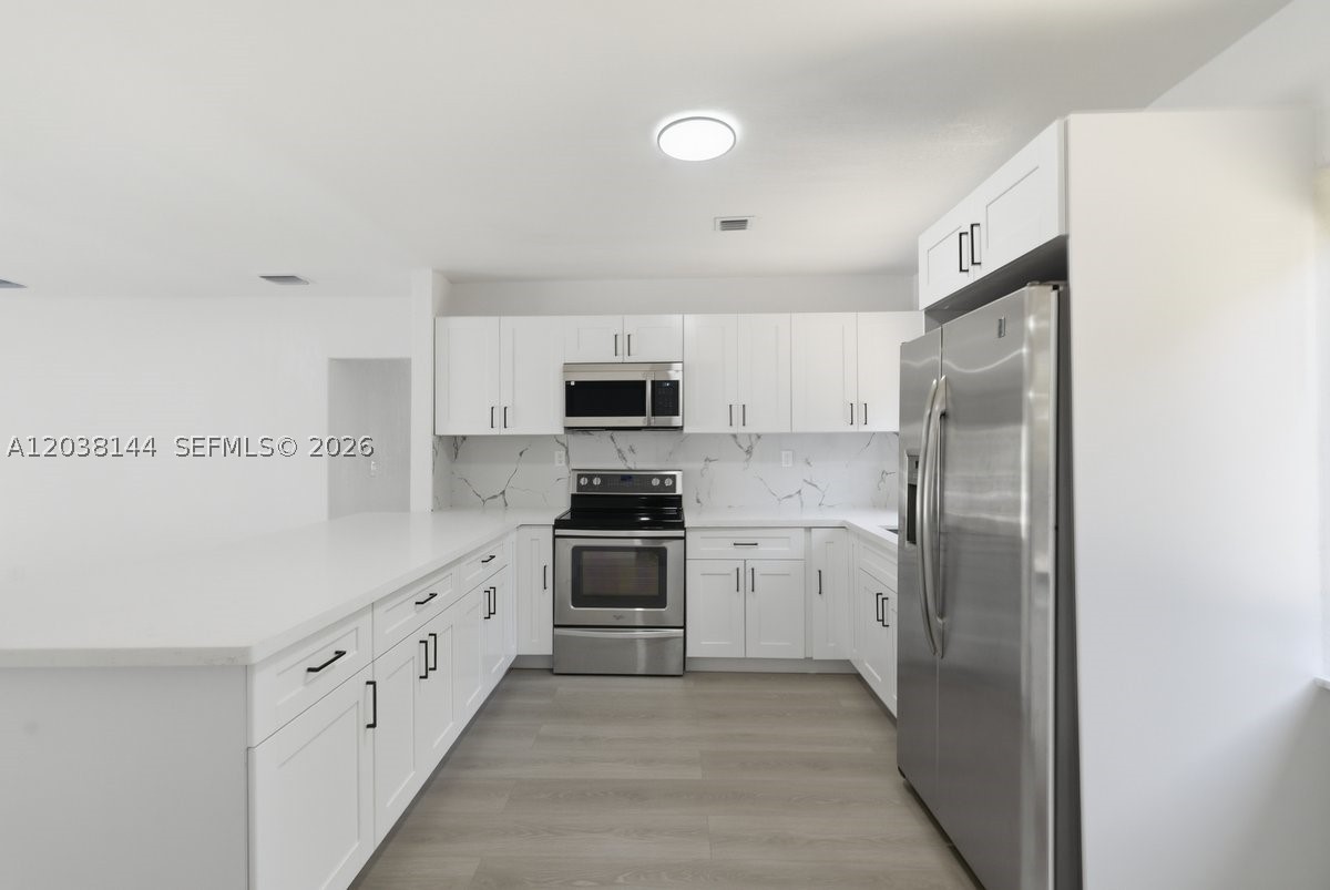 ARCH CREEKS ESTATES - Residential