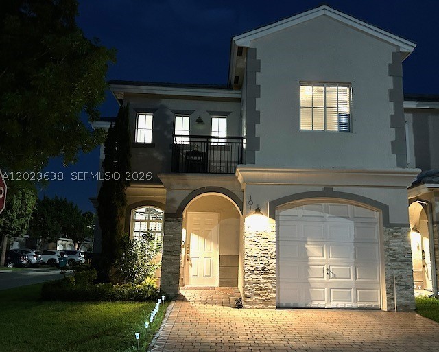 KENDALL VILLAGE TOWNVILLA - Residential