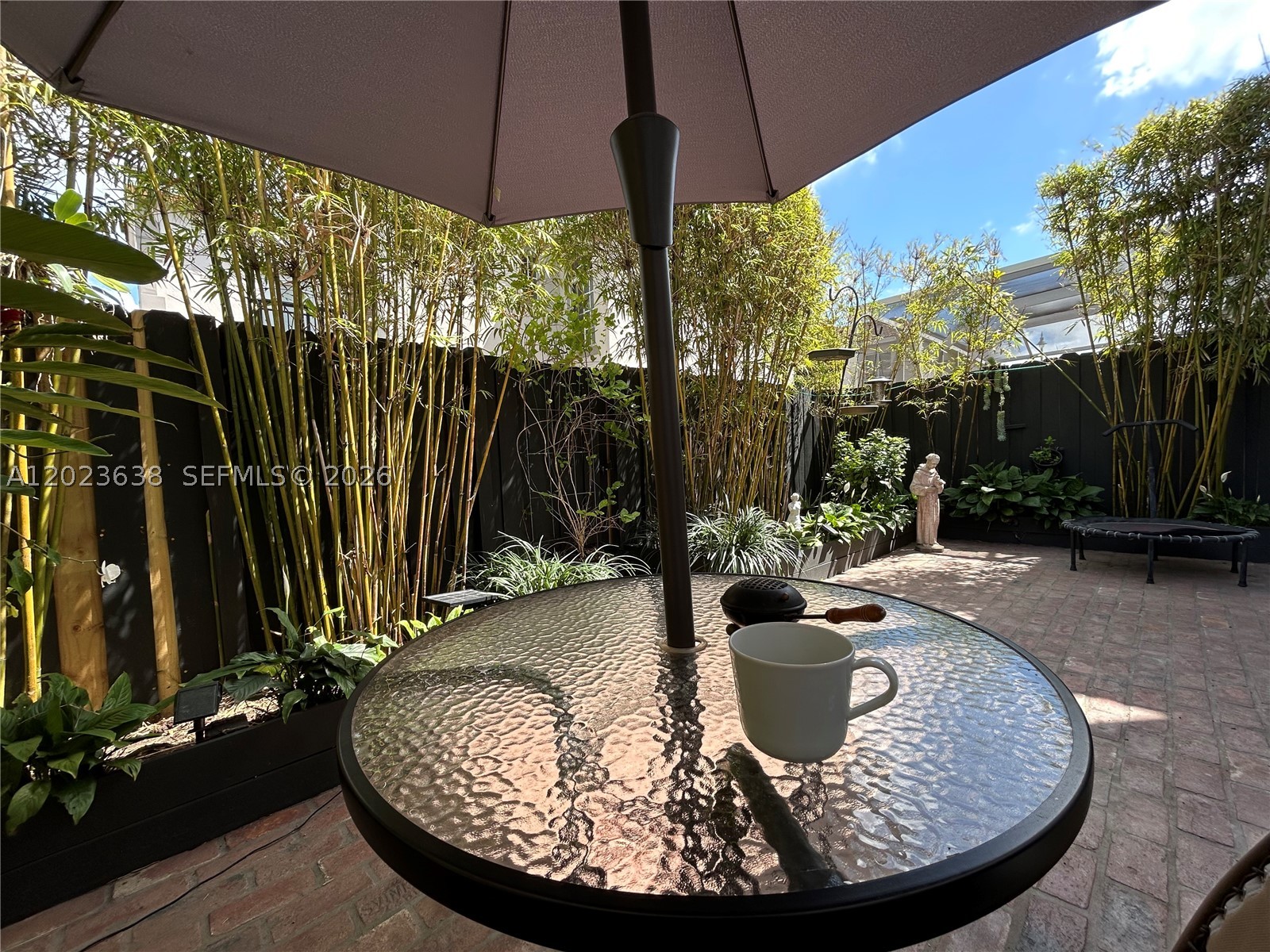 KENDALL VILLAGE TOWNVILLA - Residential