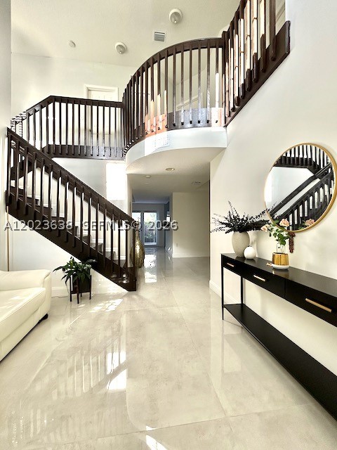 KENDALL VILLAGE TOWNVILLA - Residential