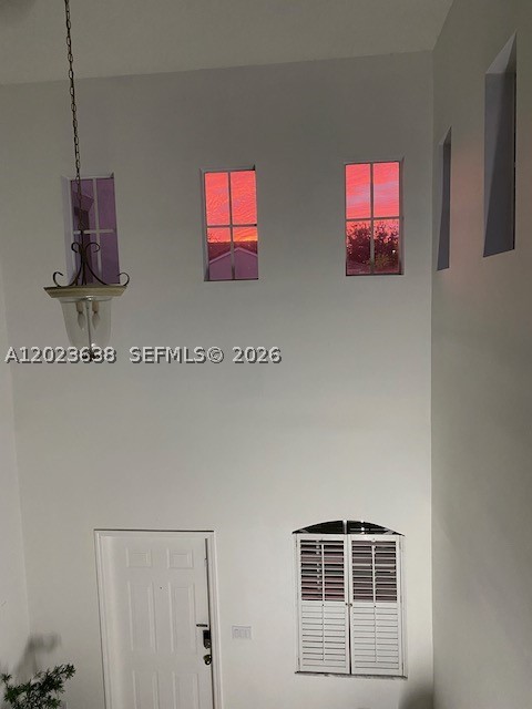 KENDALL VILLAGE TOWNVILLA - Residential