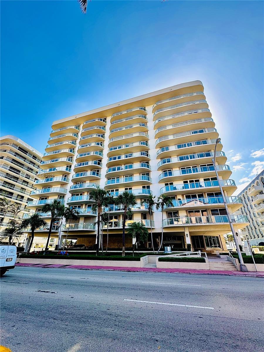CHAMPLAIN TOWERS EAST CON - Residential