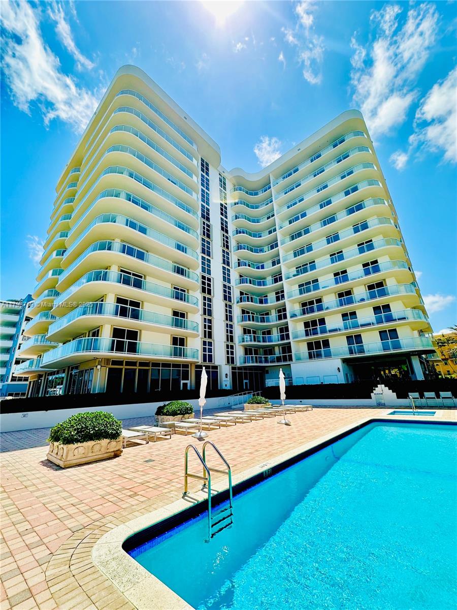 CHAMPLAIN TOWERS EAST CON - Residential