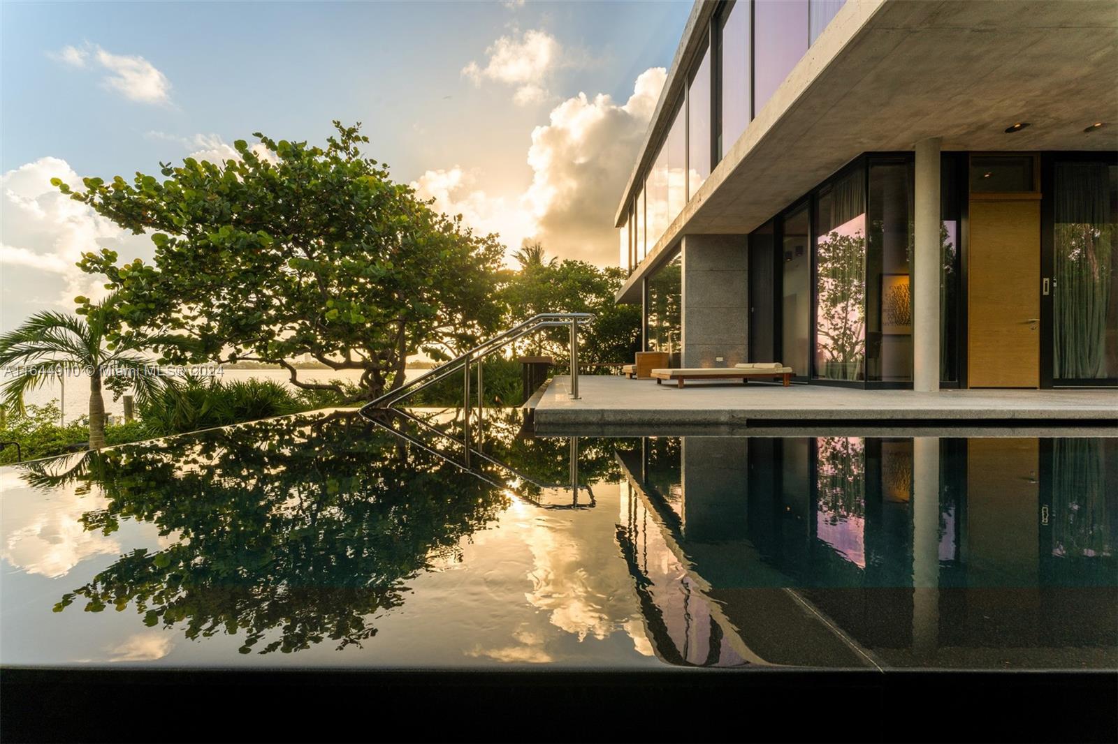 DI LIDO ISLAND - Residential