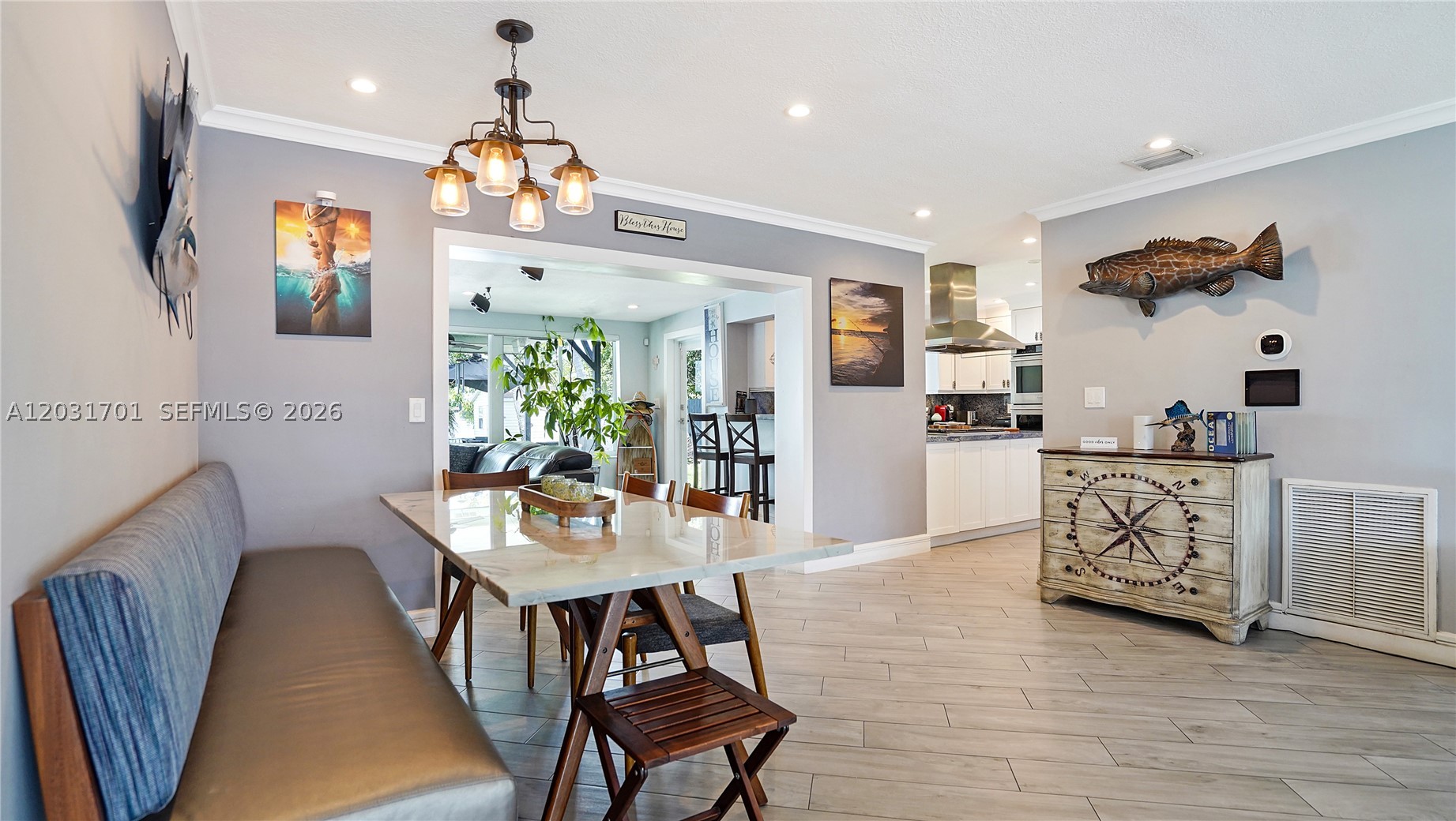 LAKE LAURENCE EST 1ST ADD - Residential