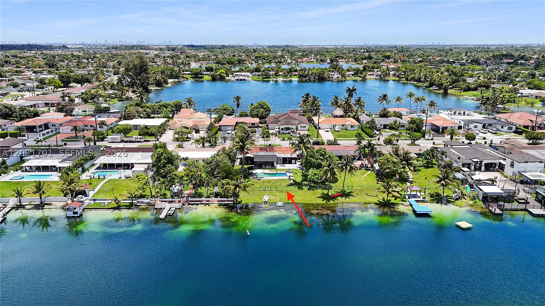 LAKE LAURENCE EST 1ST ADD - Residential