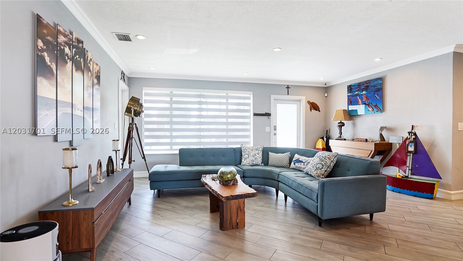 LAKE LAURENCE EST 1ST ADD - Residential