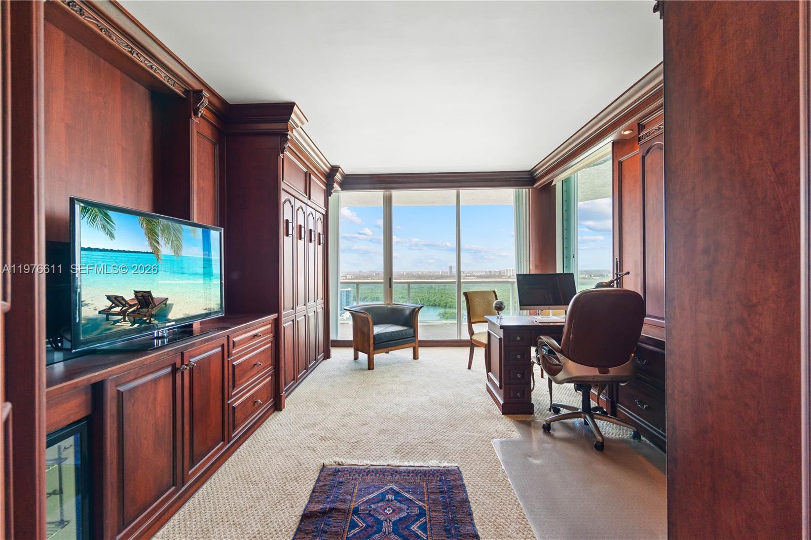 OCEANIA V CONDO - Residential