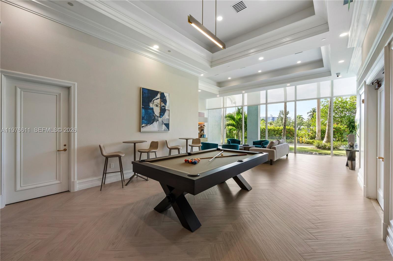 OCEANIA V CONDO - Residential