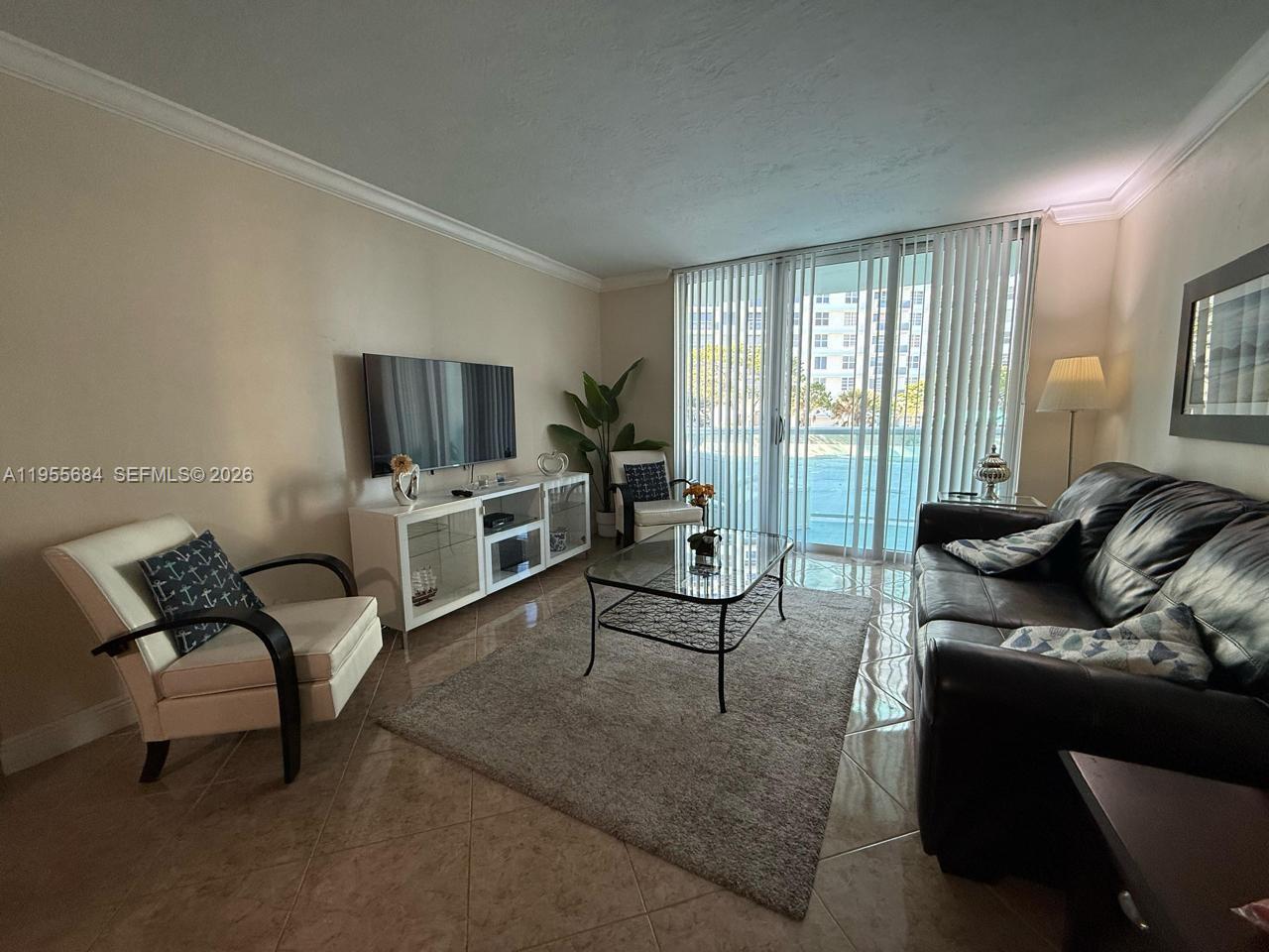 TIDES ON HOLLYWOOD BEACH - Residential