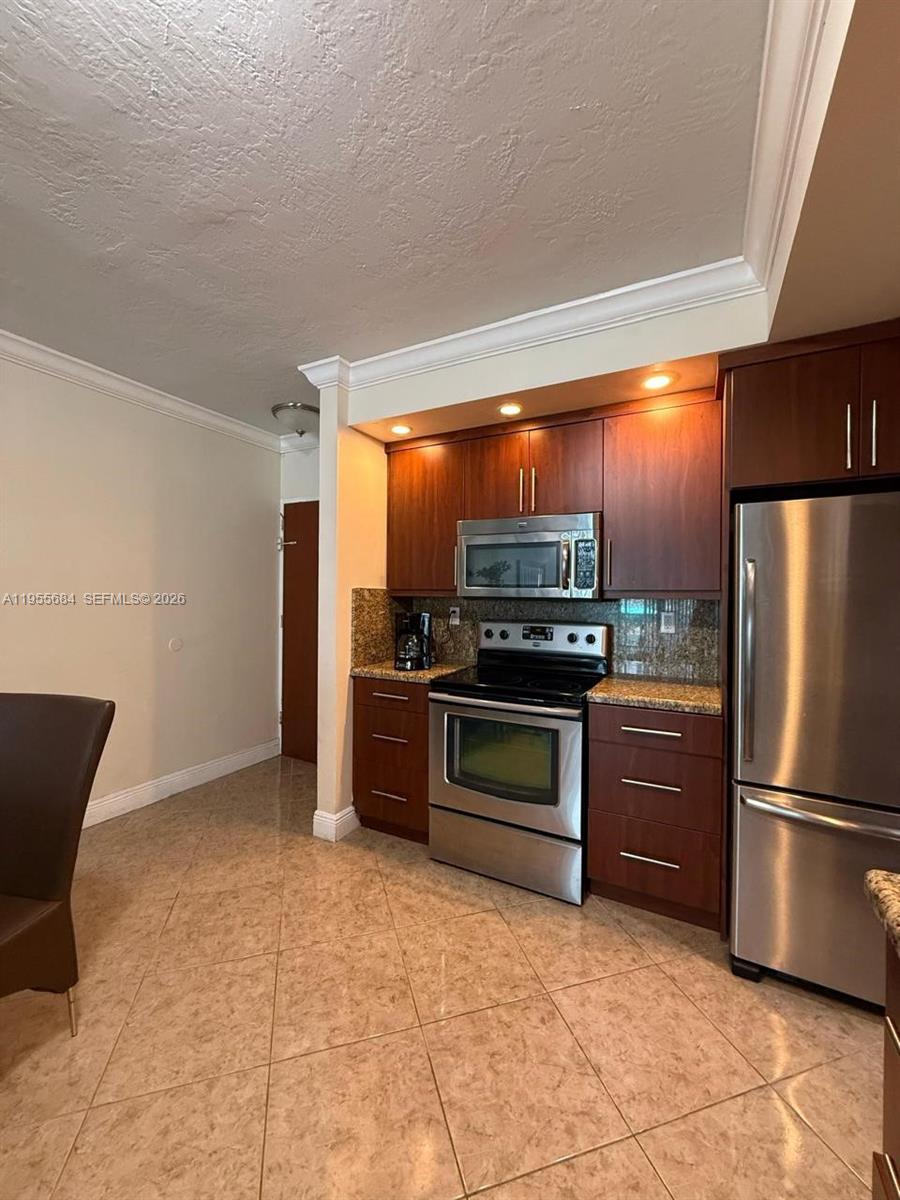 TIDES ON HOLLYWOOD BEACH - Residential