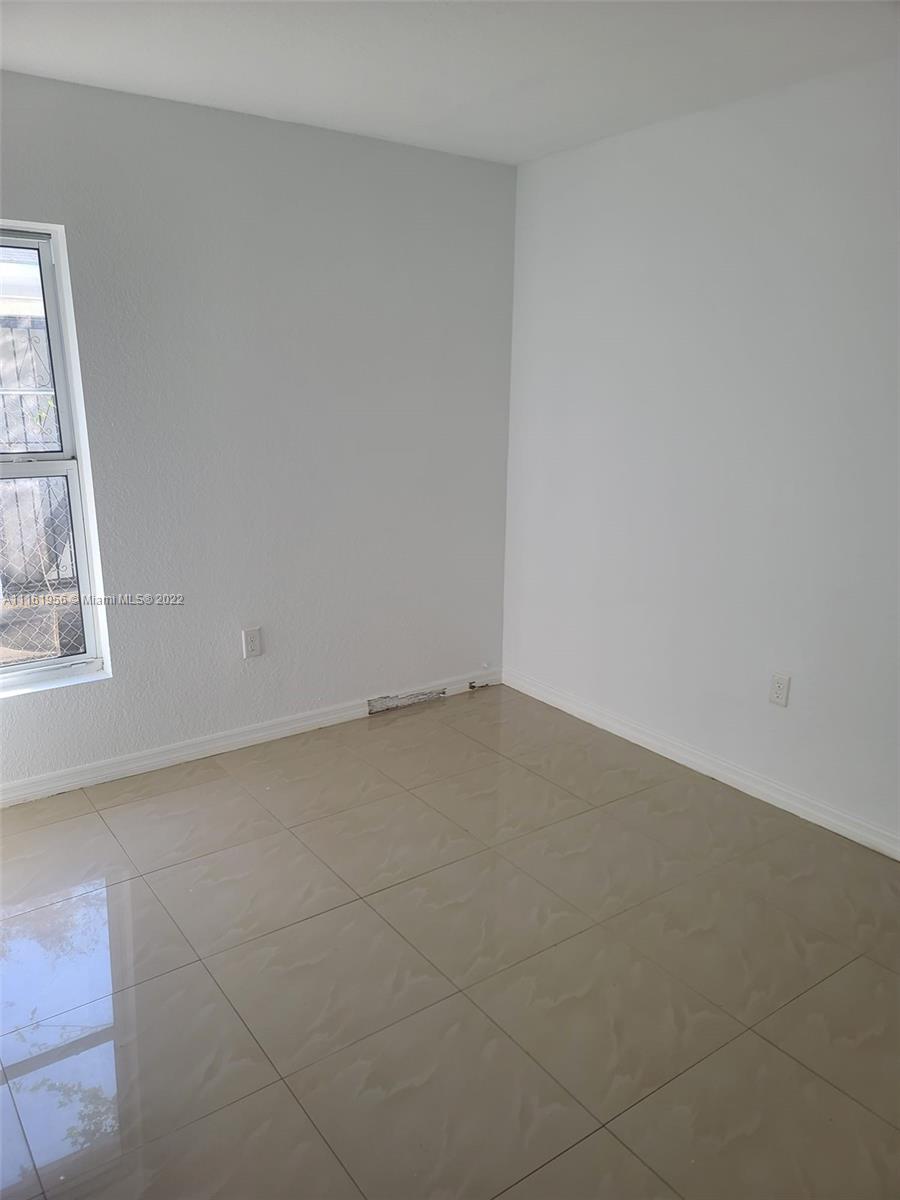 BUENA VISTA GARDENS EXTEN - Residential Lease