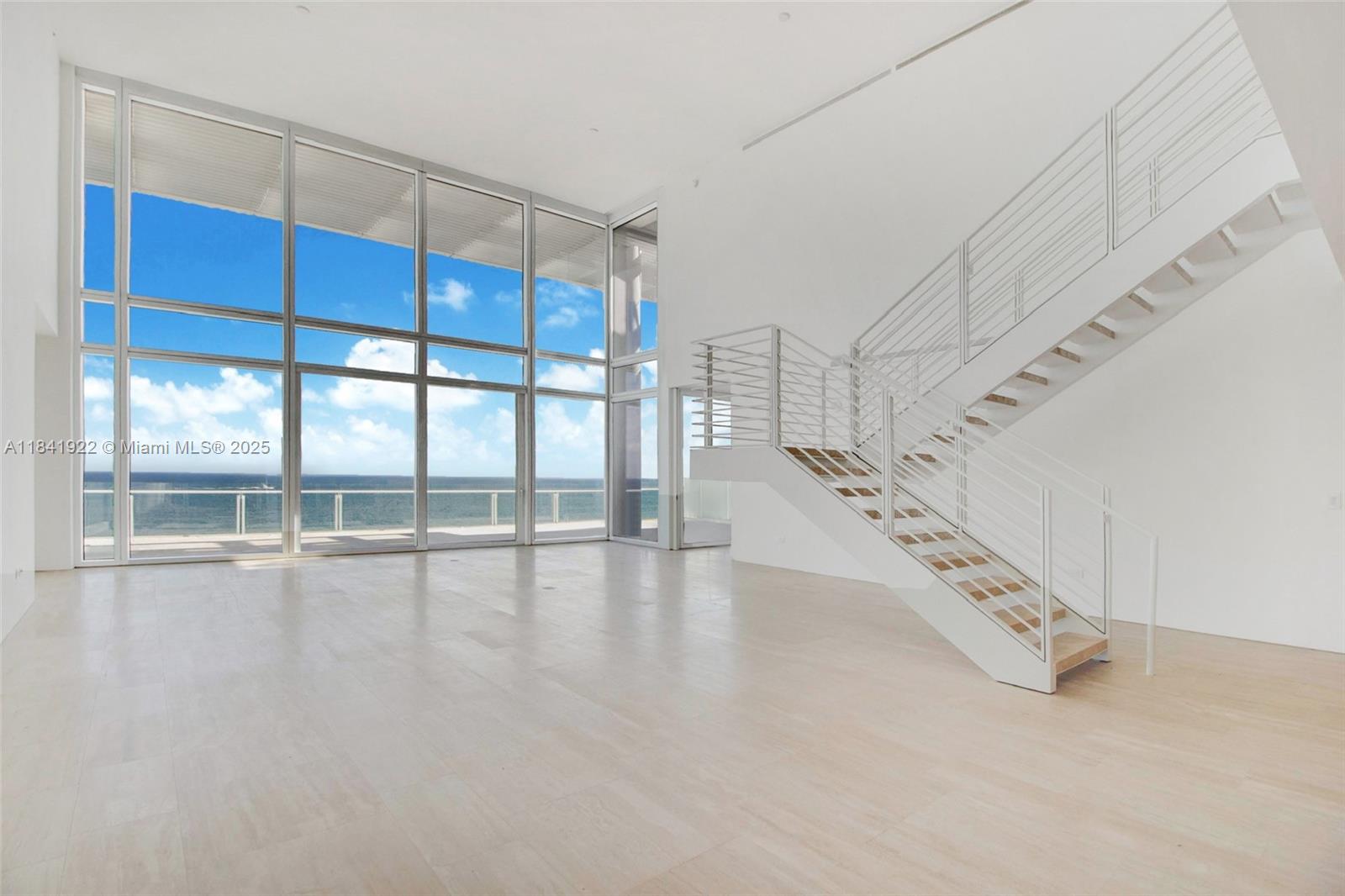SURF CLUB CONDO - Residential