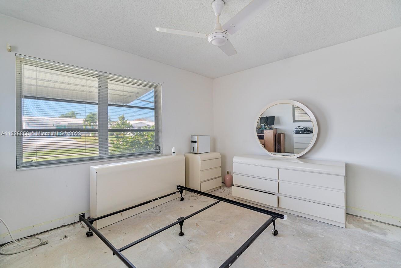 PALM BEACH LEISUREVILLE S - Residential