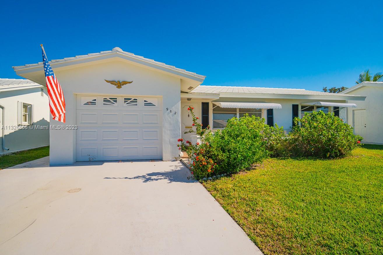 PALM BEACH LEISUREVILLE S - Residential