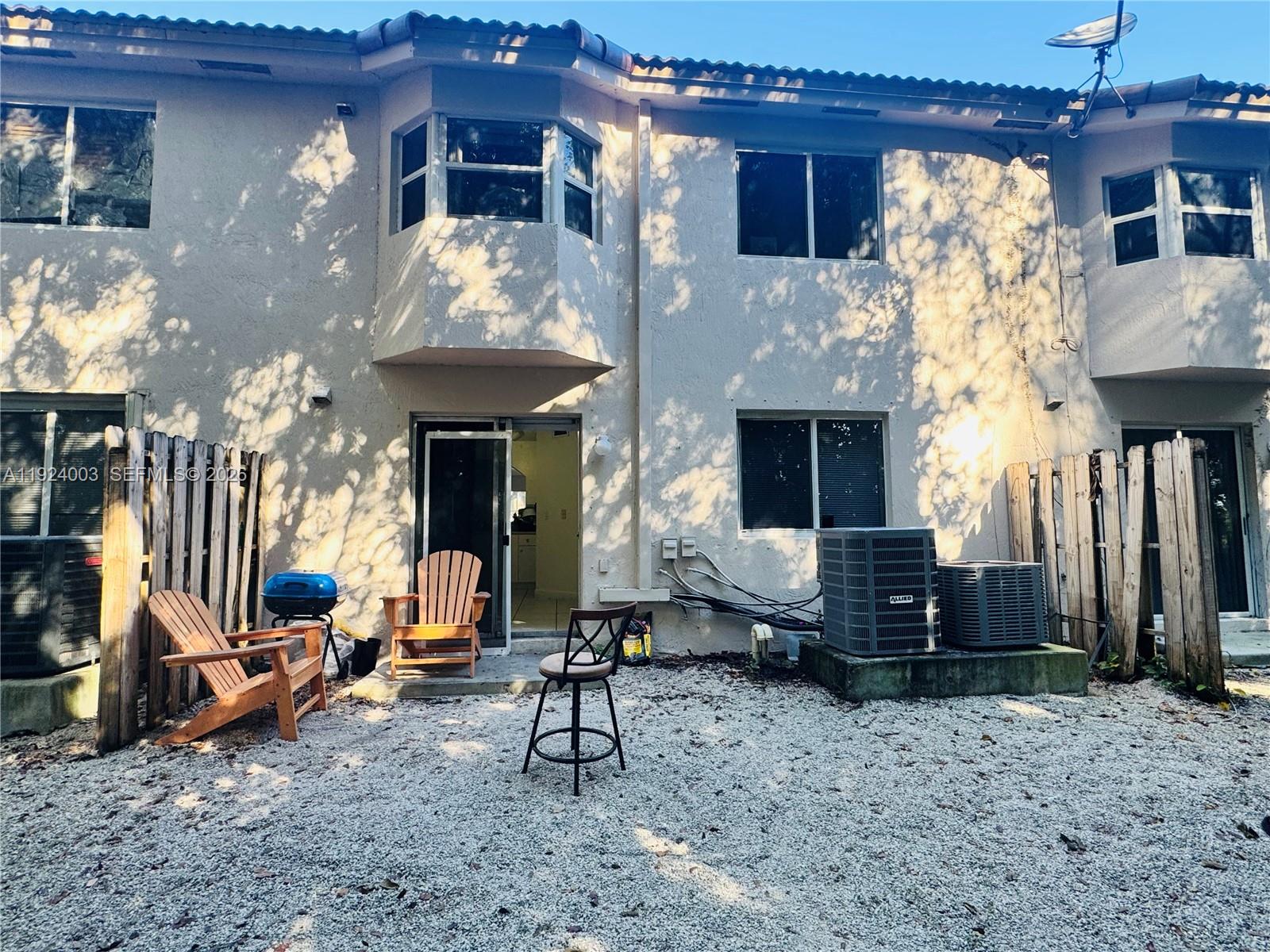VENETIA GARDENS SOUTH CON - Residential