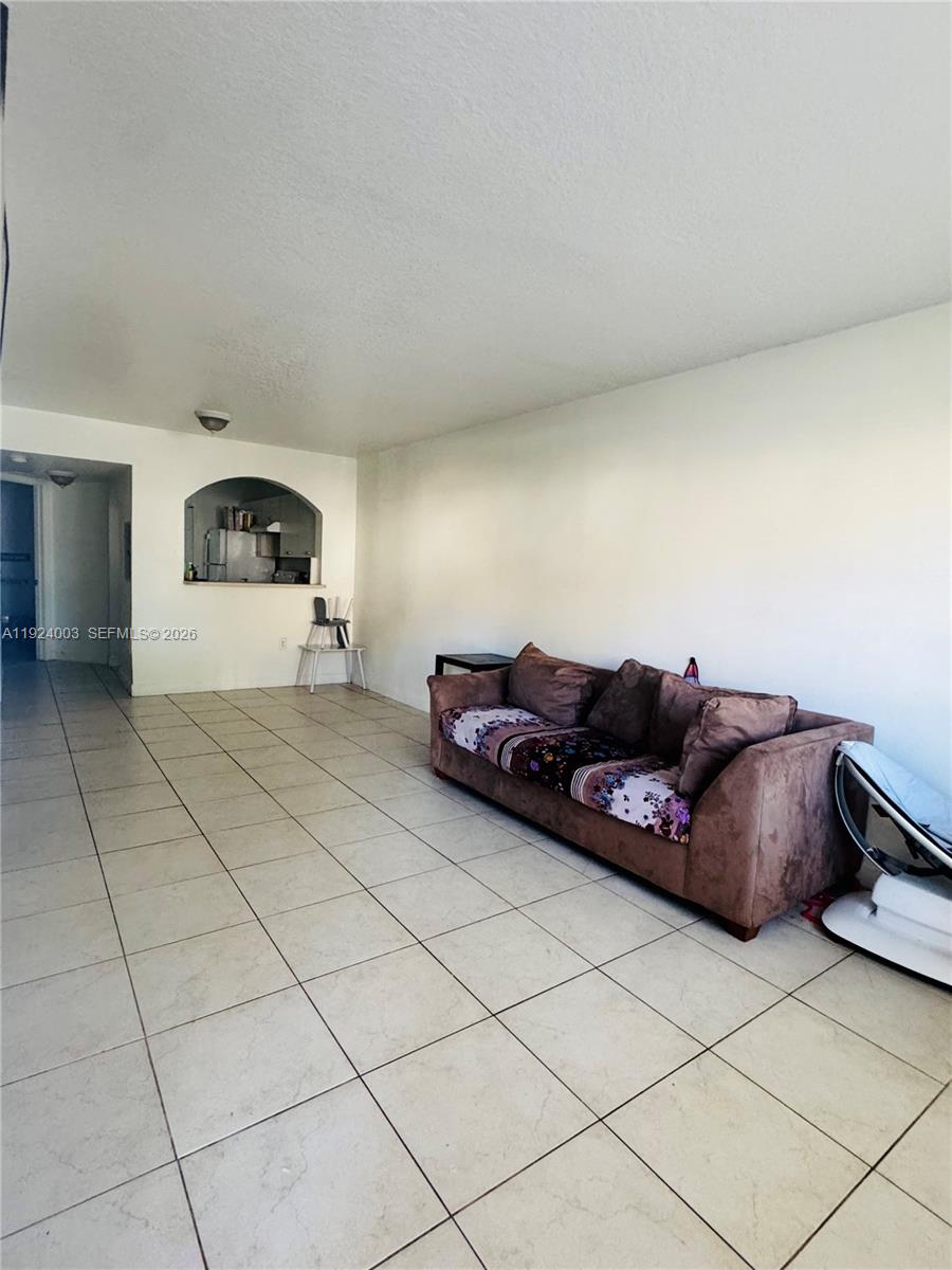 VENETIA GARDENS SOUTH CON - Residential