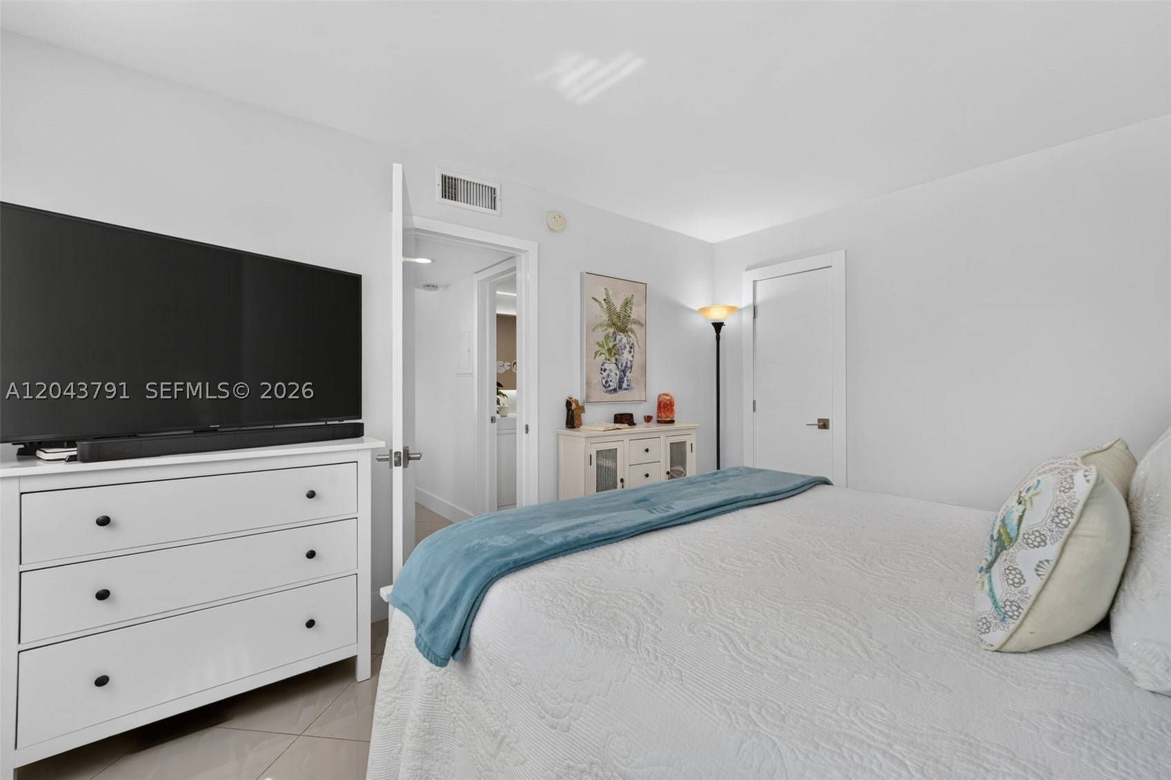 POINT EAST ONE CONDO-BLDG - Residential