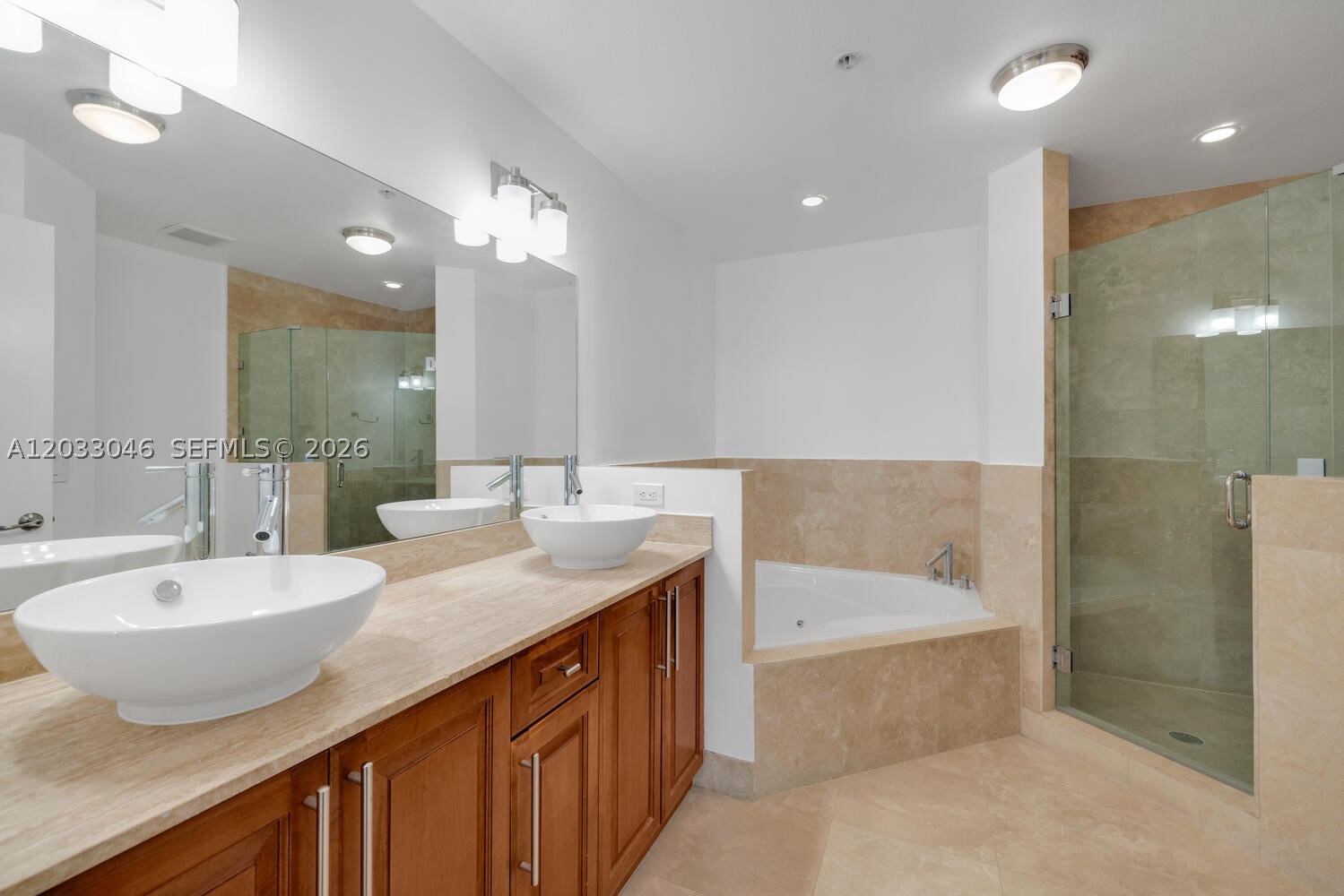 VILLAGE PARK CONDO - Residential Lease