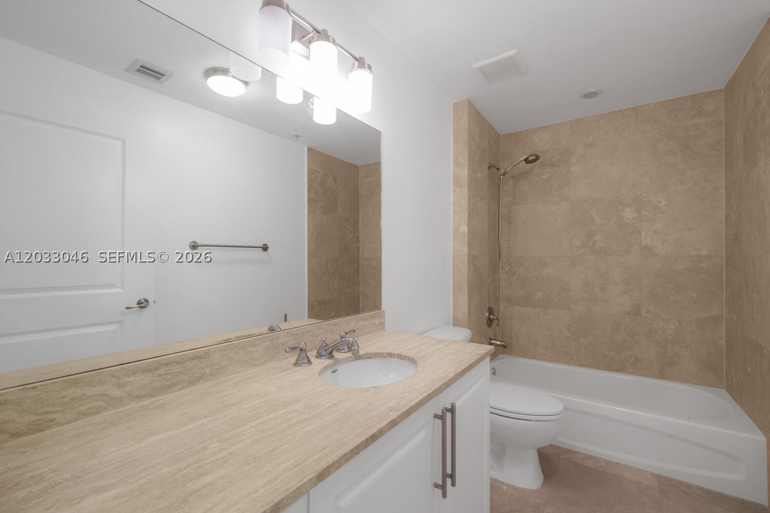 VILLAGE PARK CONDO - Residential Lease