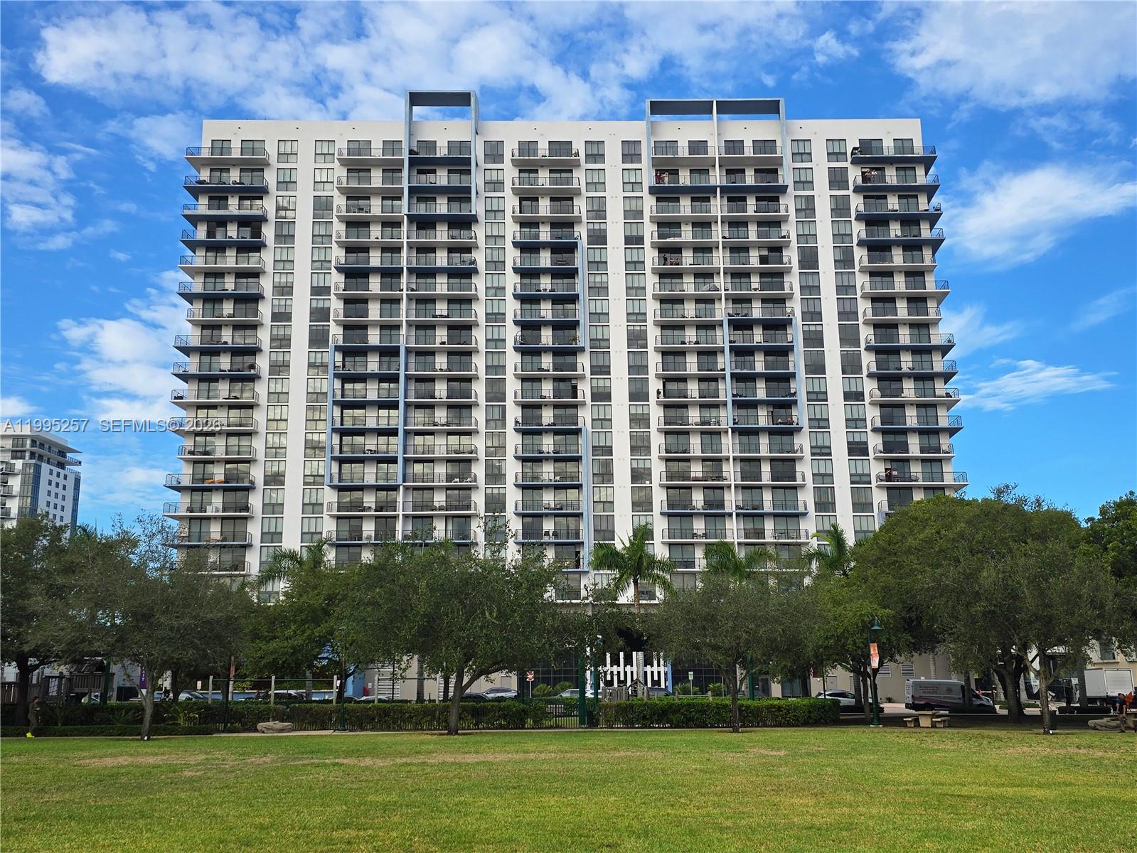 5350 PARK CONDO - Residential