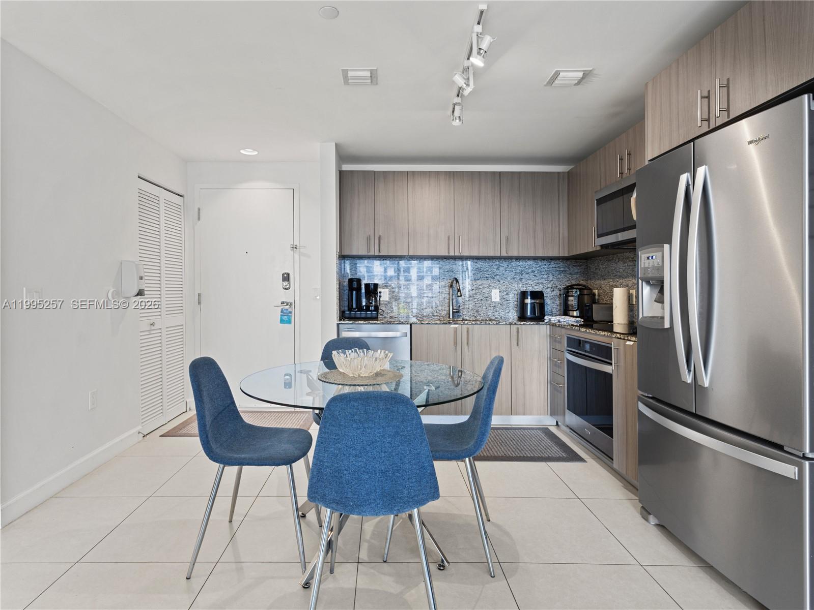 5350 PARK CONDO - Residential