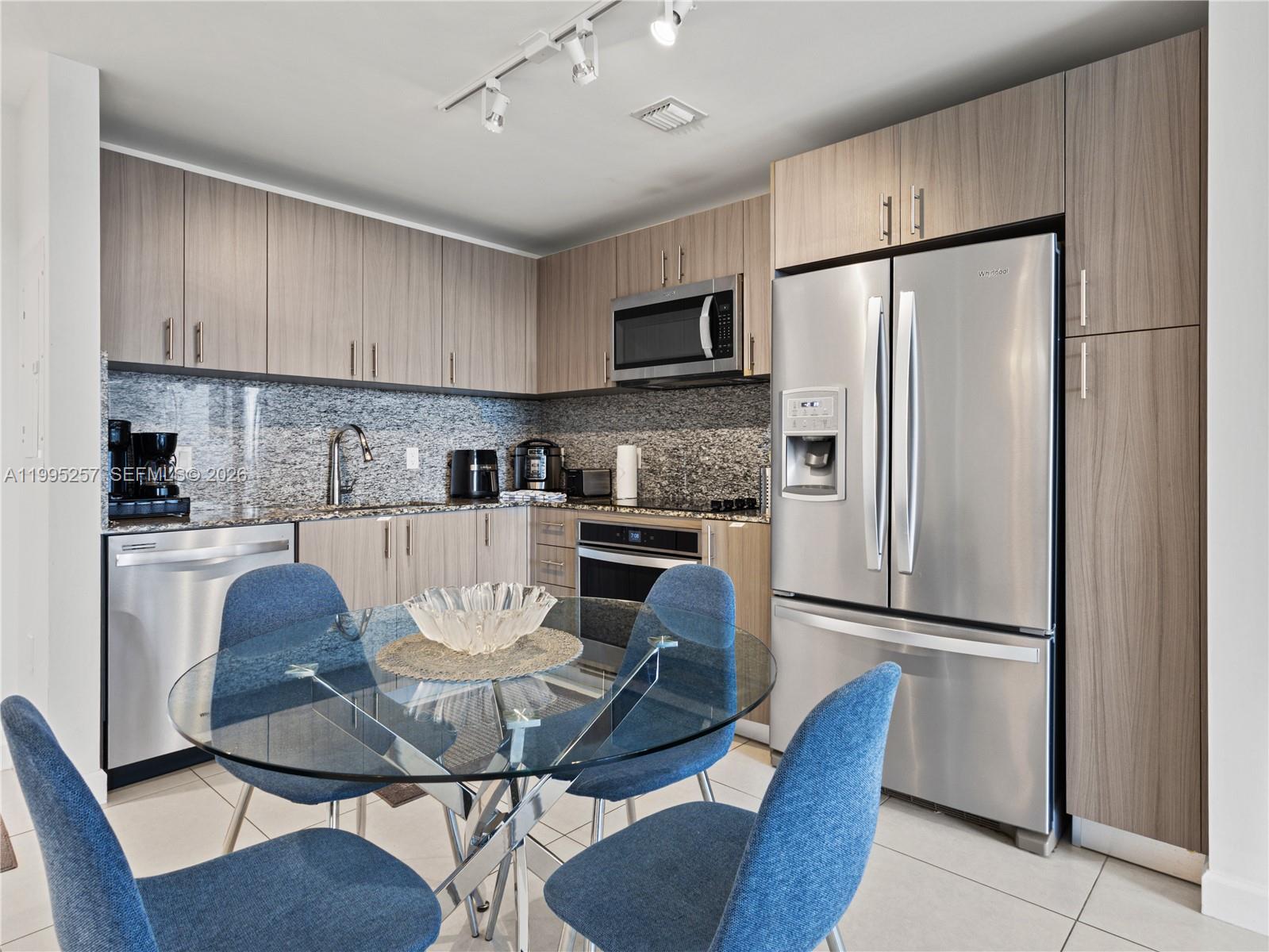5350 PARK CONDO - Residential