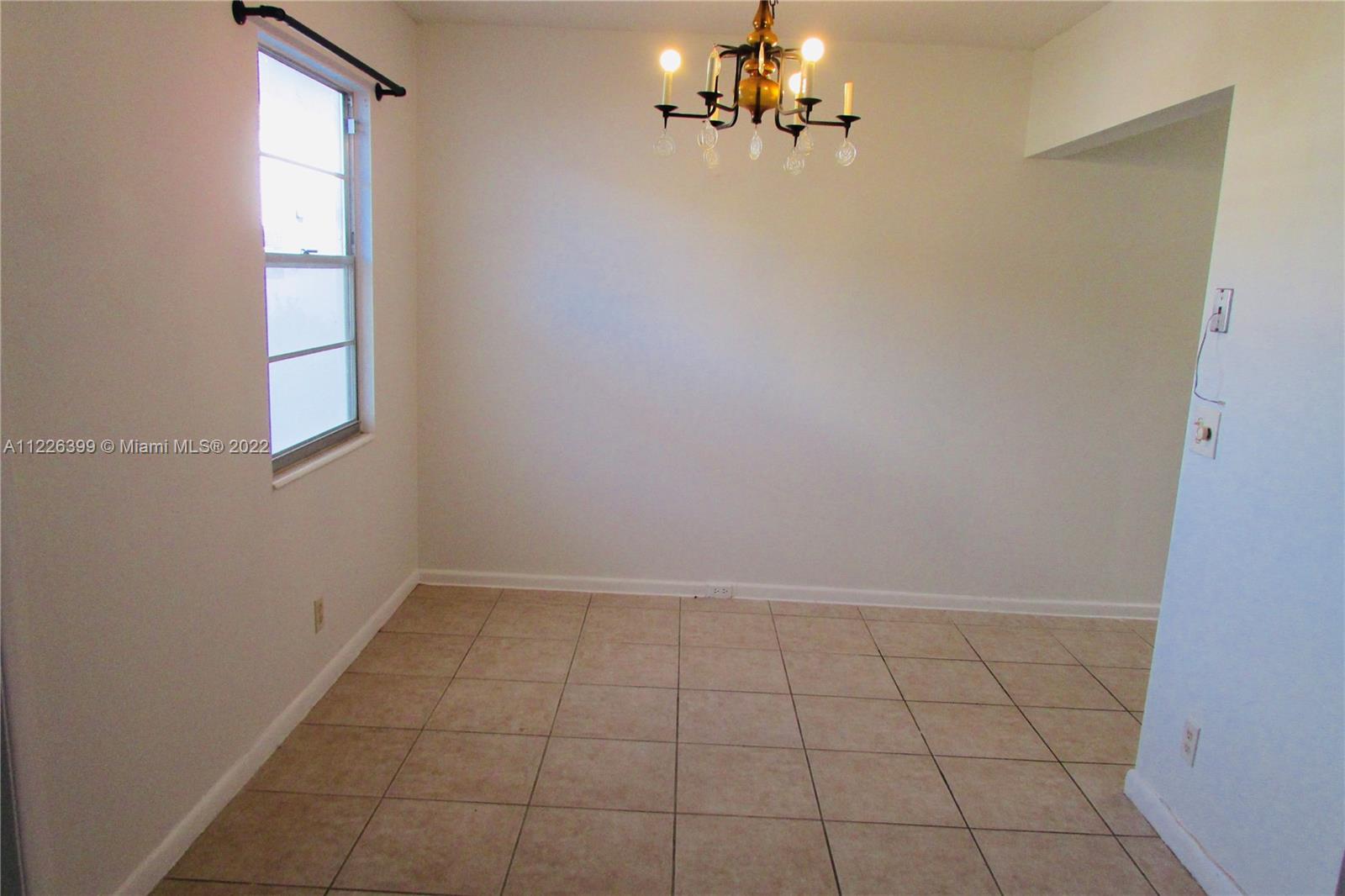 NEWPORT O CONDO - Residential