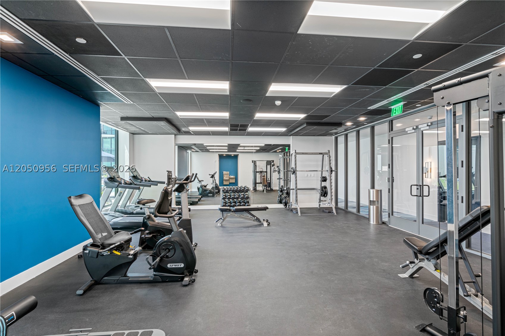 HOLLYWOOD - Residential Lease
