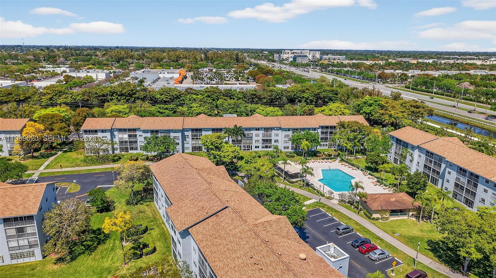 BUCKINGHAM EAST AT CENTUR - Residential