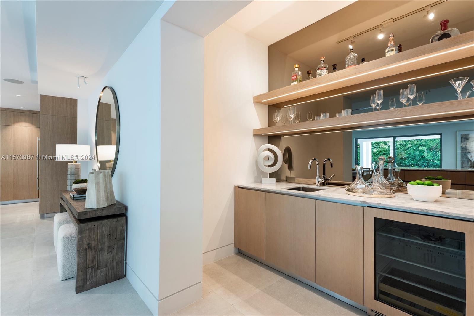 EARLETON SHORES - Residential
