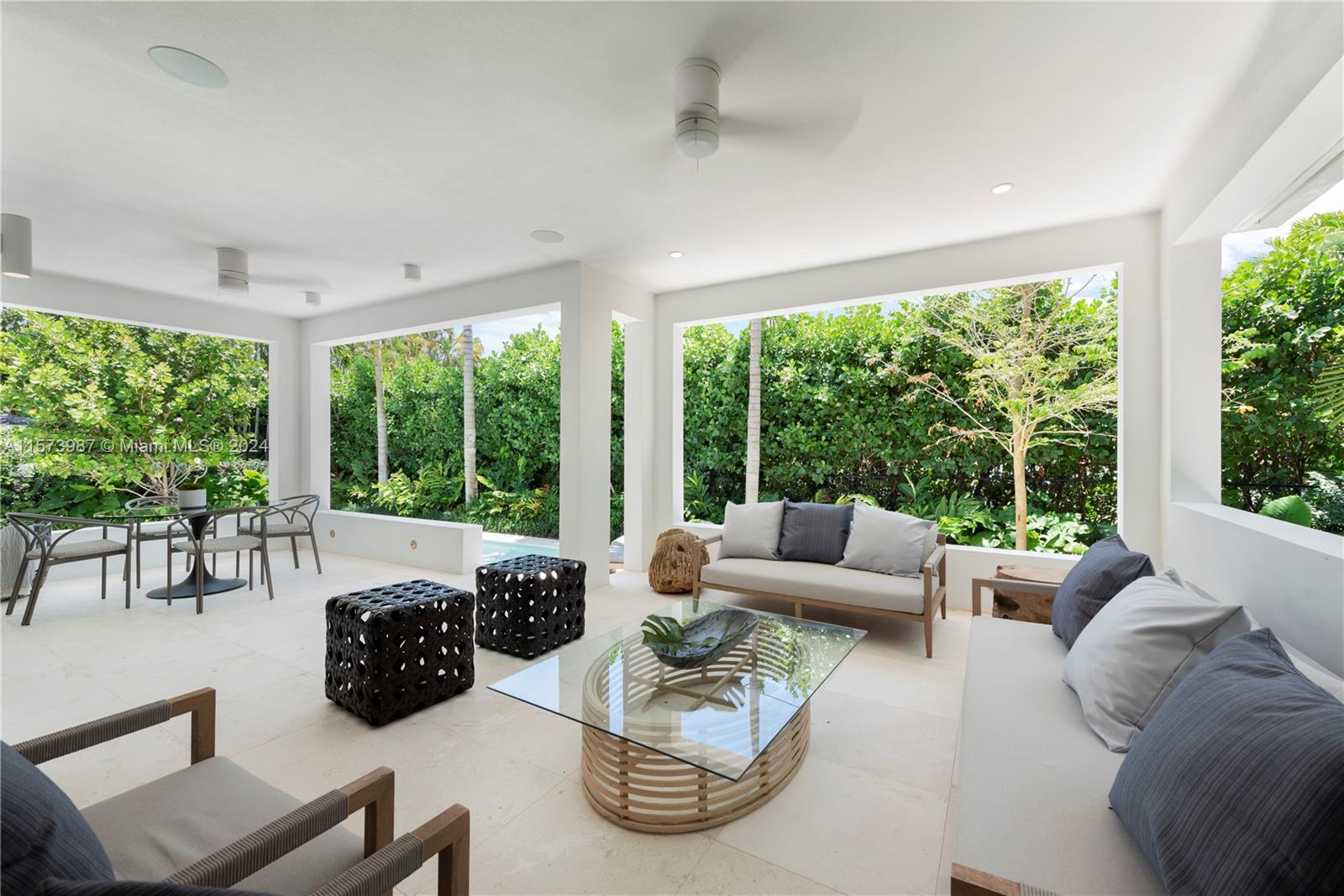 EARLETON SHORES - Residential