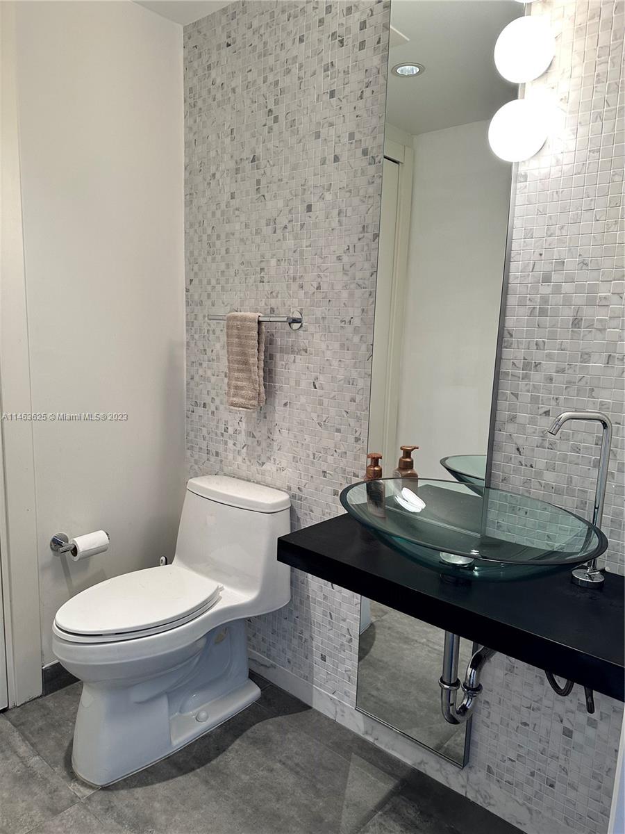 EPIC WEST CONDO - Residential Lease