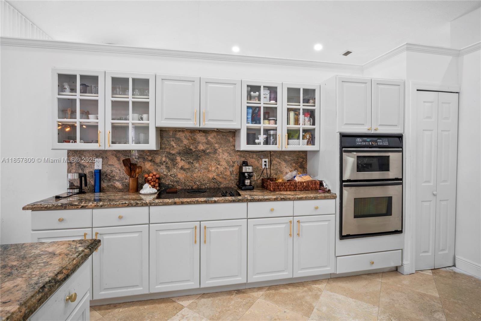 BEVERLY HILLS - Residential
