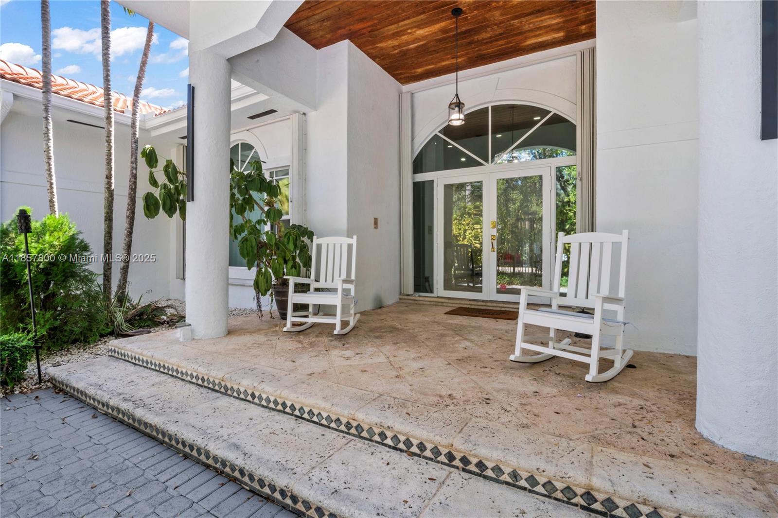 BEVERLY HILLS - Residential