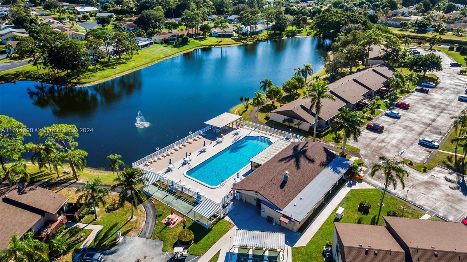 PINE RIDGE SOUTH IV CONDO - Residential Lease