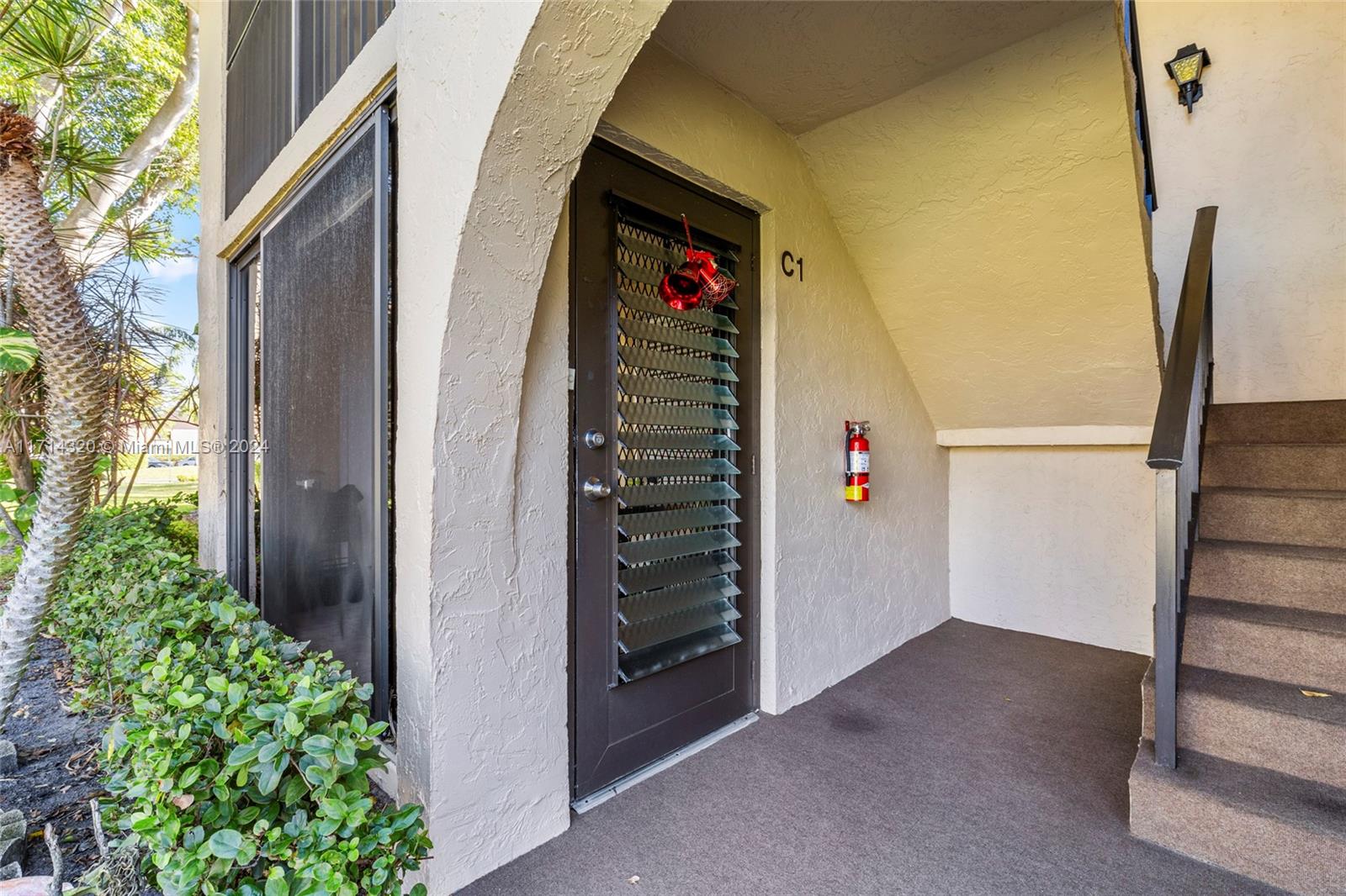PINE RIDGE SOUTH IV CONDO - Residential Lease
