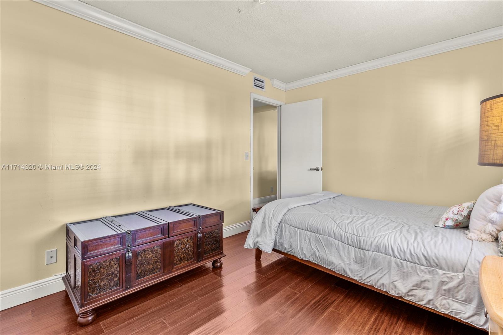 PINE RIDGE SOUTH IV CONDO - Residential Lease