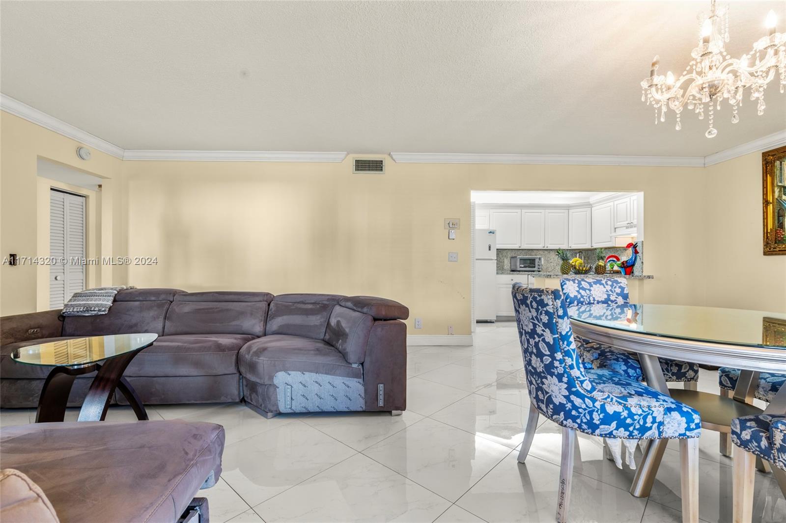 PINE RIDGE SOUTH IV CONDO - Residential Lease