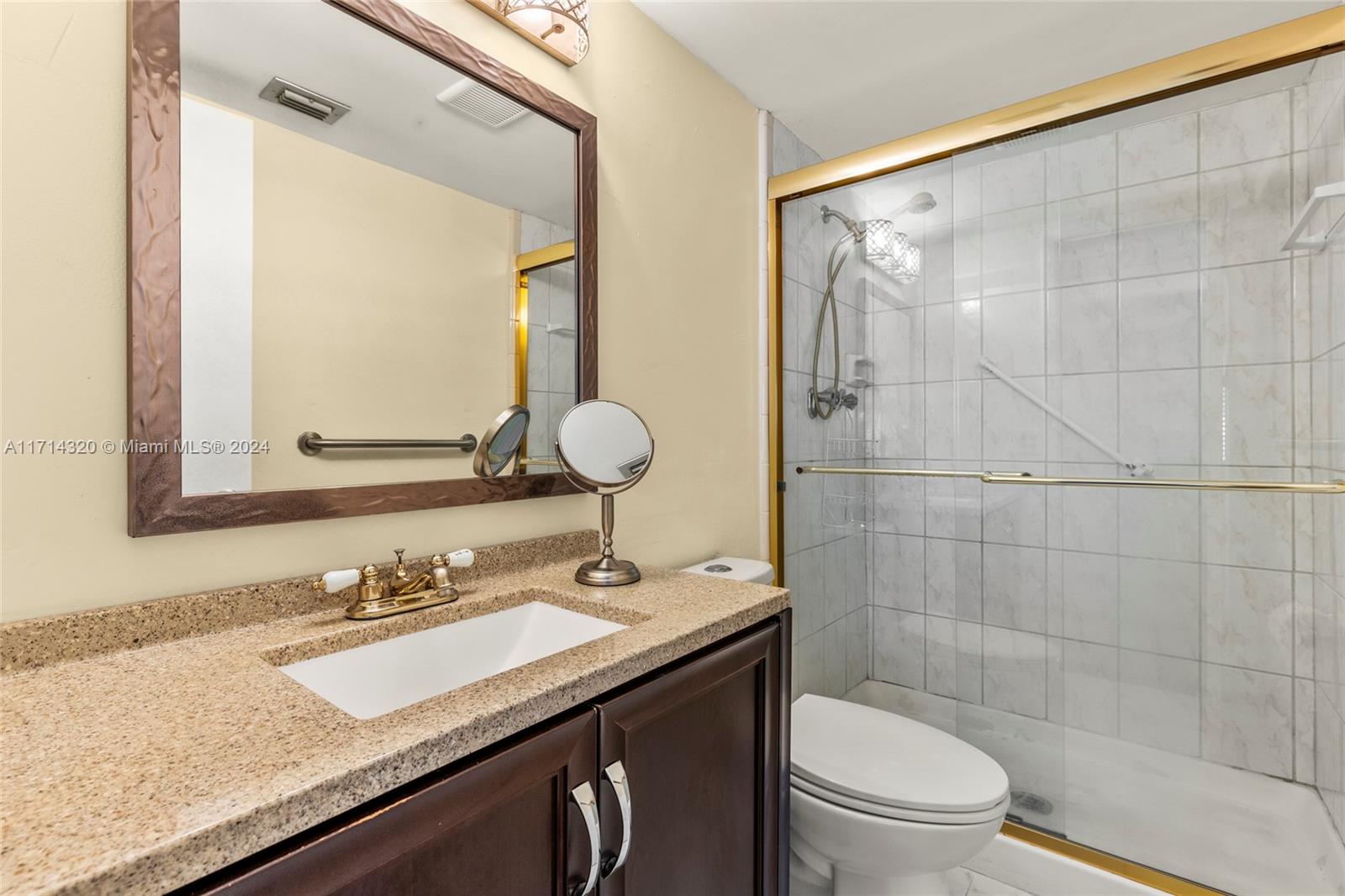 PINE RIDGE SOUTH IV CONDO - Residential Lease