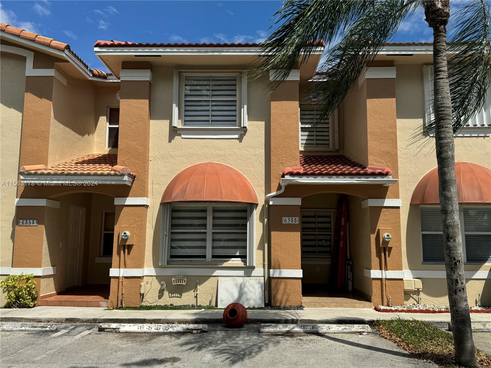 KENDALE LAKES NORTH SEC 9 - Residential Lease