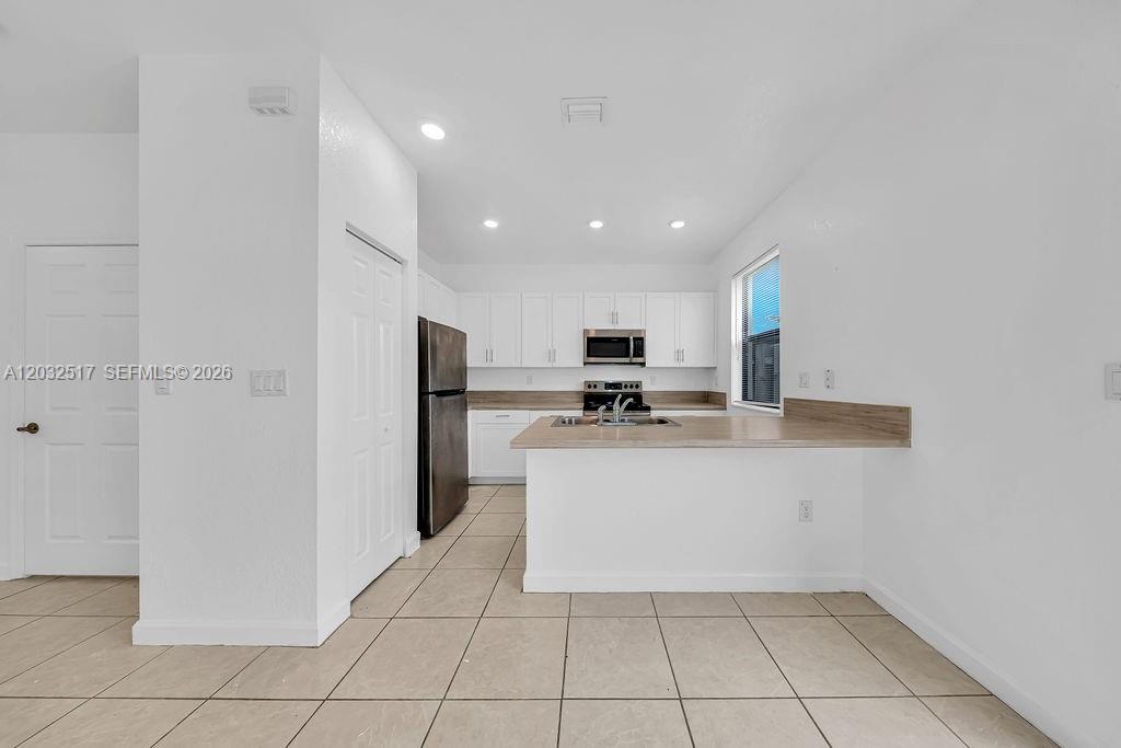 D & B SUBDIVISION - Residential