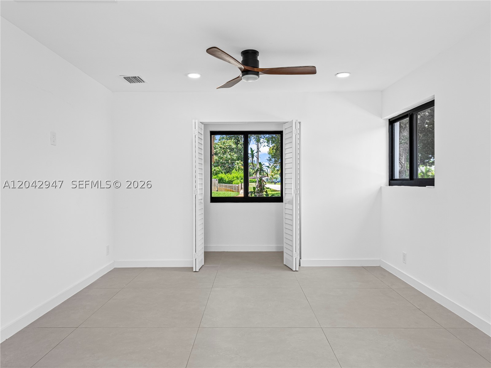 NORTH PALM BEACH VILLAGE - Residential