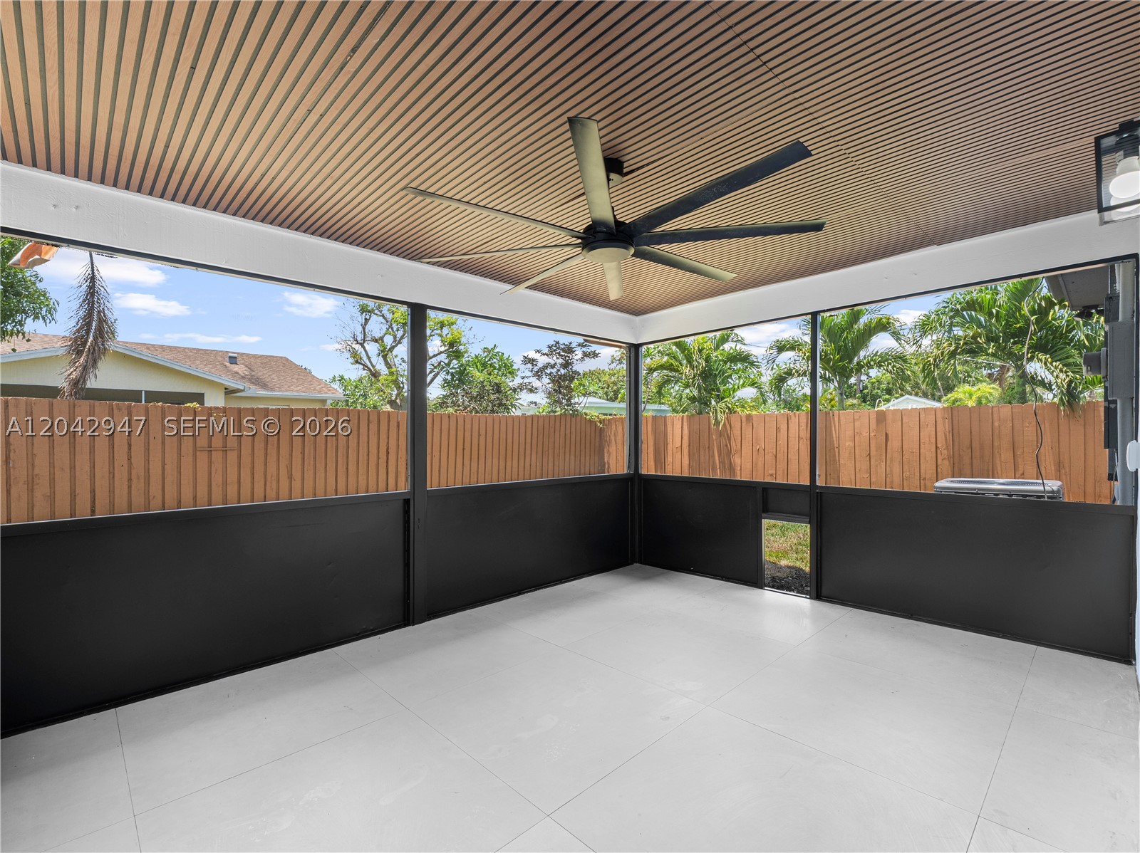 NORTH PALM BEACH VILLAGE - Residential