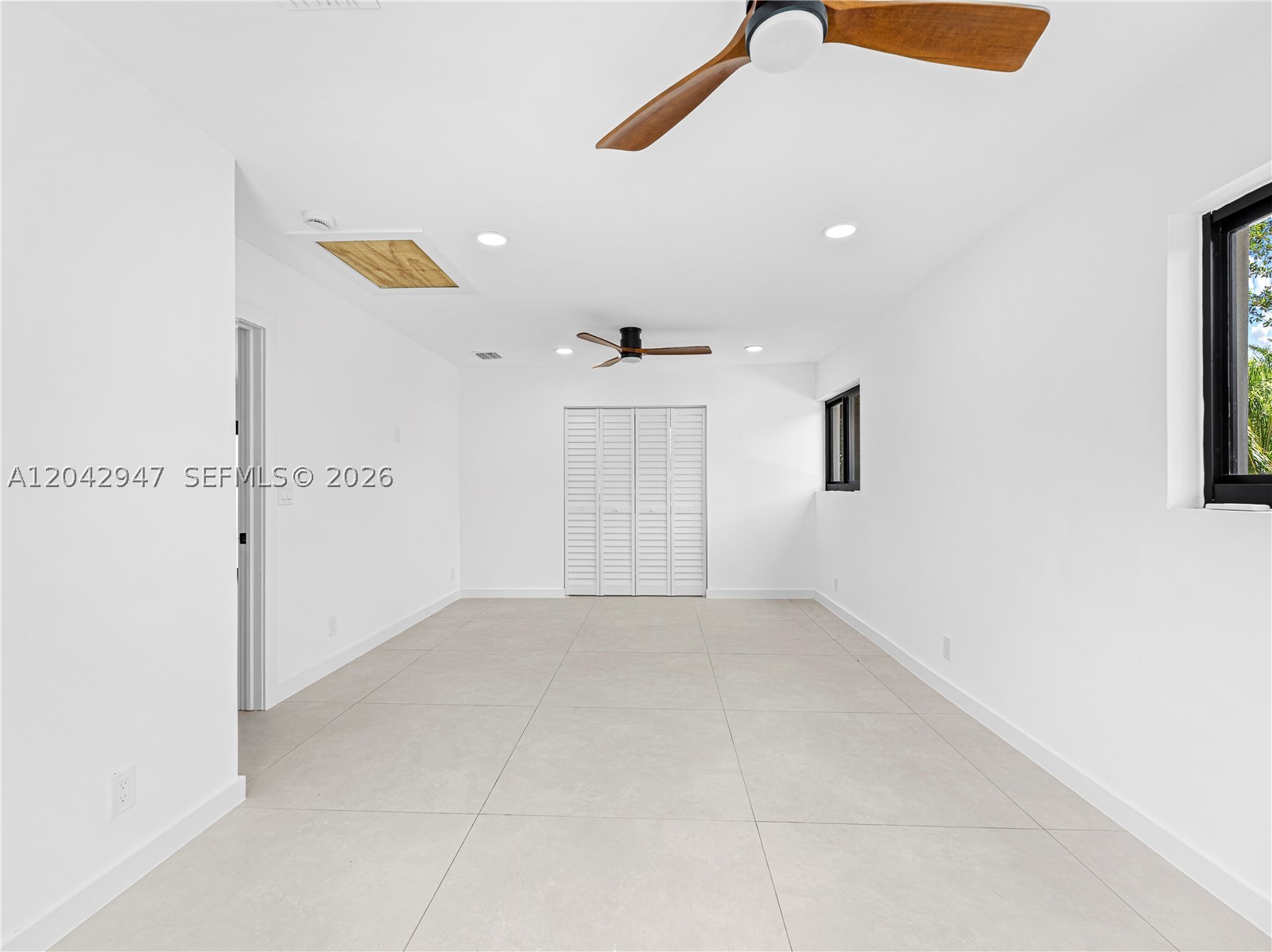 NORTH PALM BEACH VILLAGE - Residential