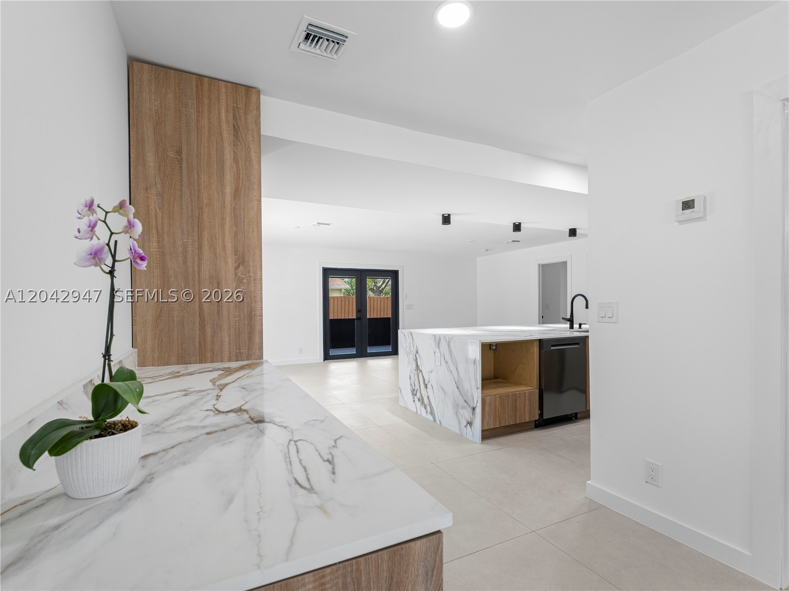 NORTH PALM BEACH VILLAGE - Residential