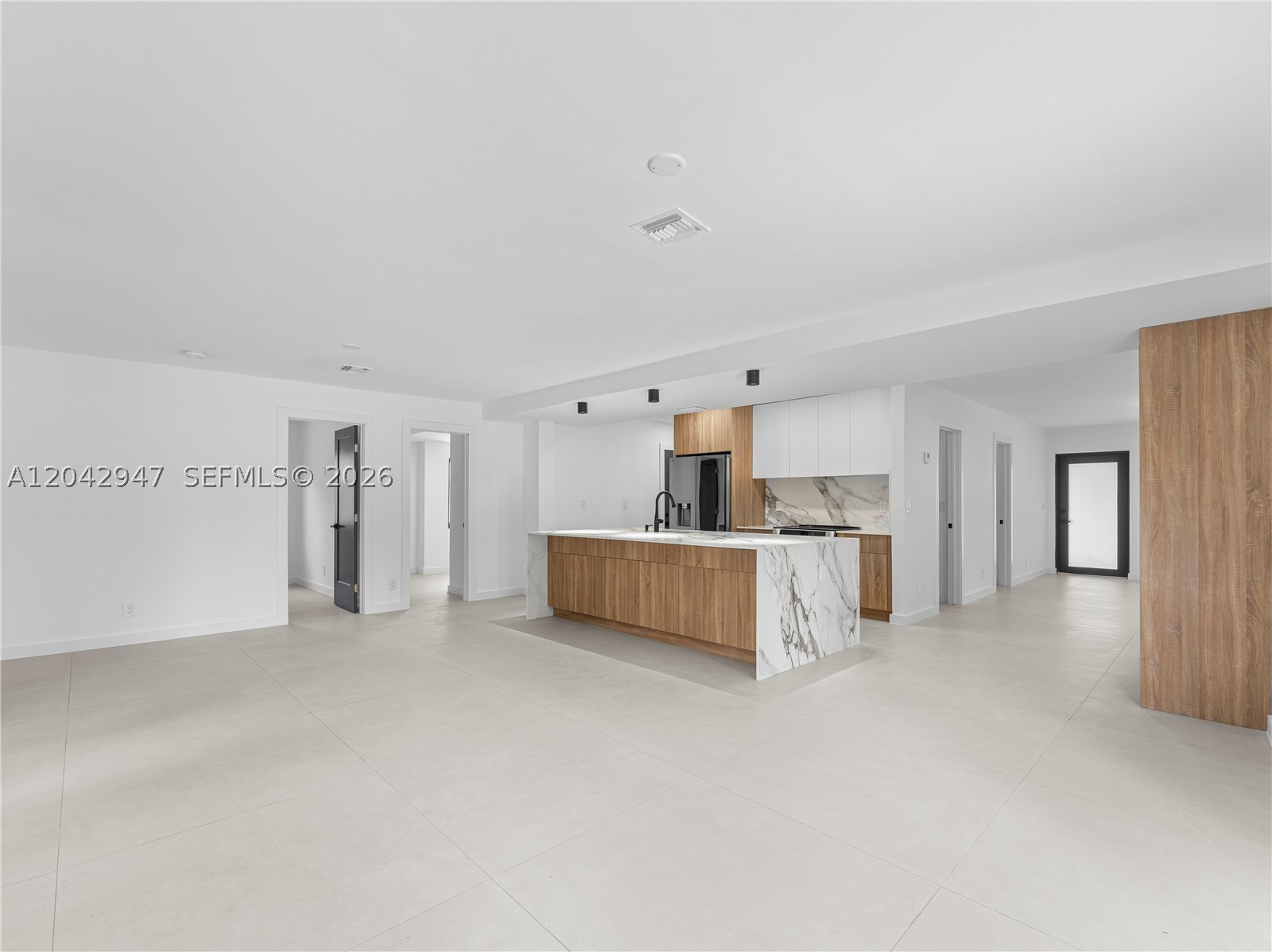 NORTH PALM BEACH VILLAGE - Residential