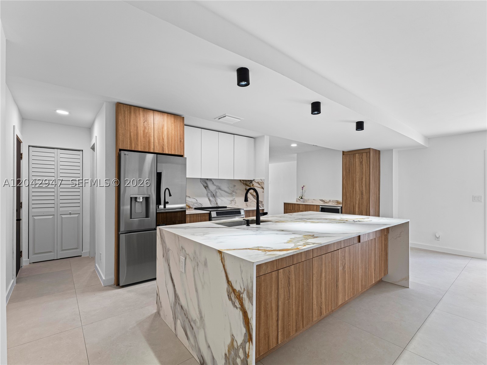 NORTH PALM BEACH VILLAGE - Residential