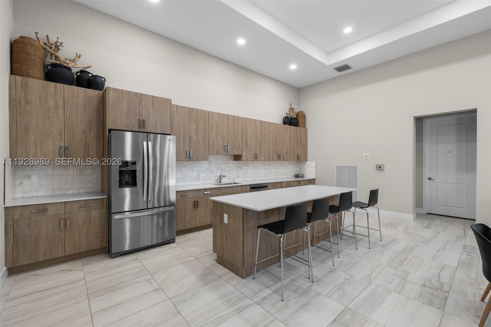 MERRICK SQUARE - Residential