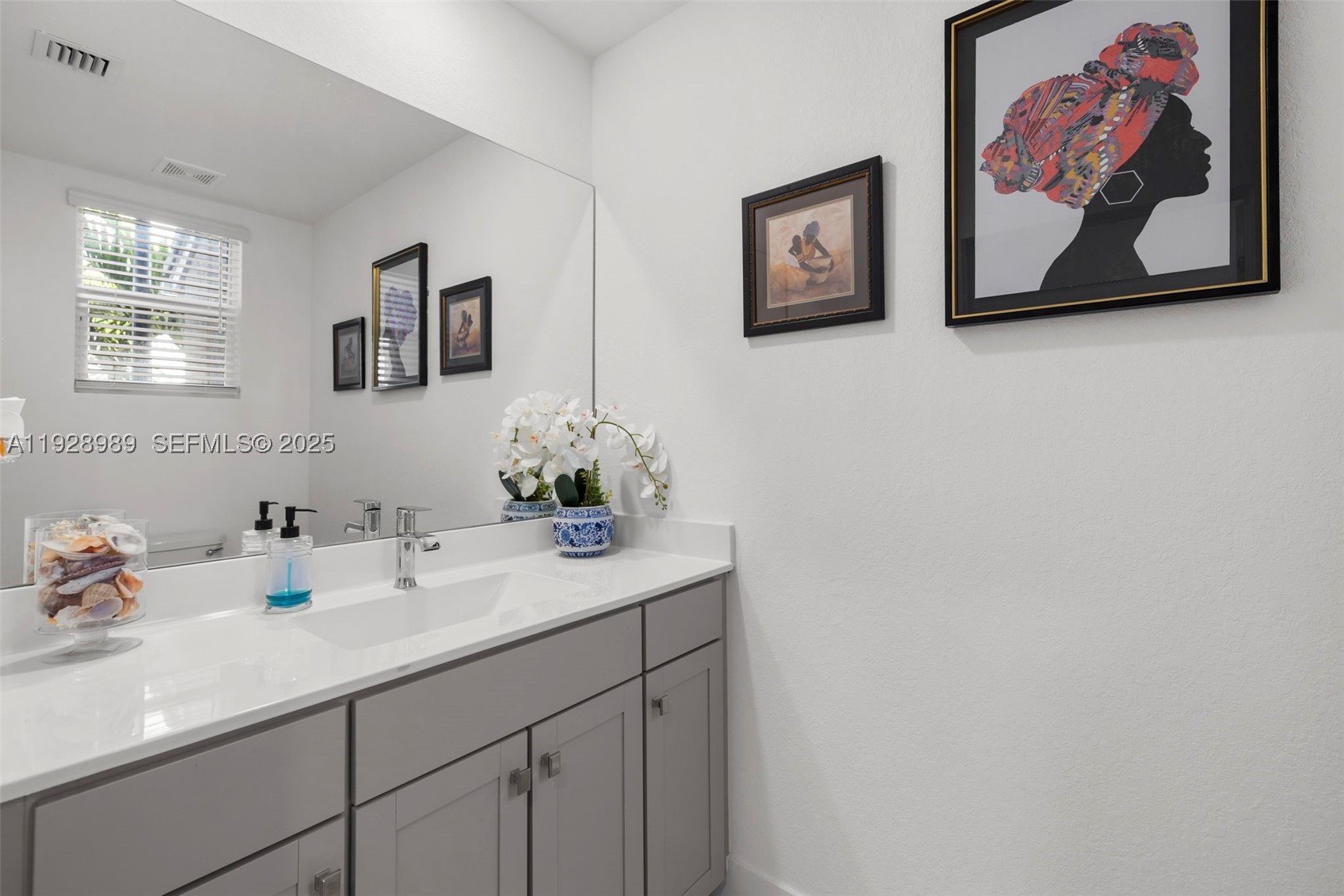 MERRICK SQUARE - Residential